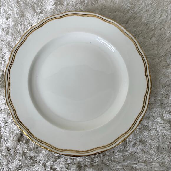 Vintage Anglo England China Plate White Gold Trim Scalloped 9" Diameter - Picture 1 of 4
